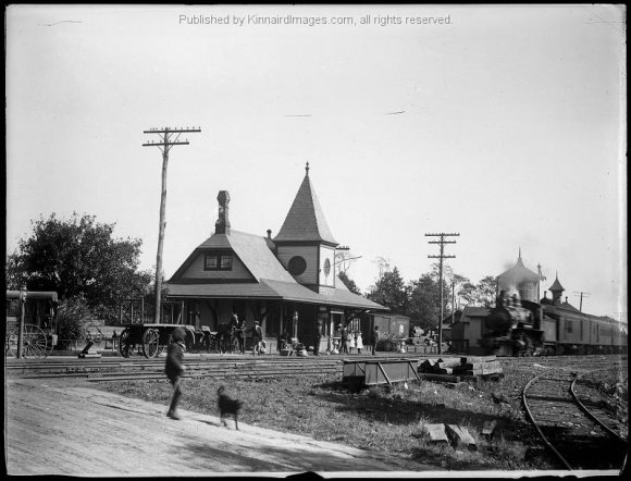 BK 136 Train Station