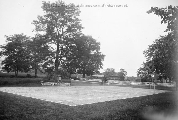 BK 152B Tennis Courts