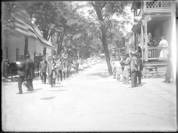 BK 163 Civil War Veteran Parade