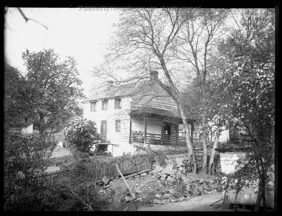 BK 73 House