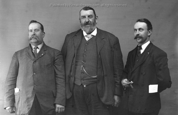 BK 75B Businessmen