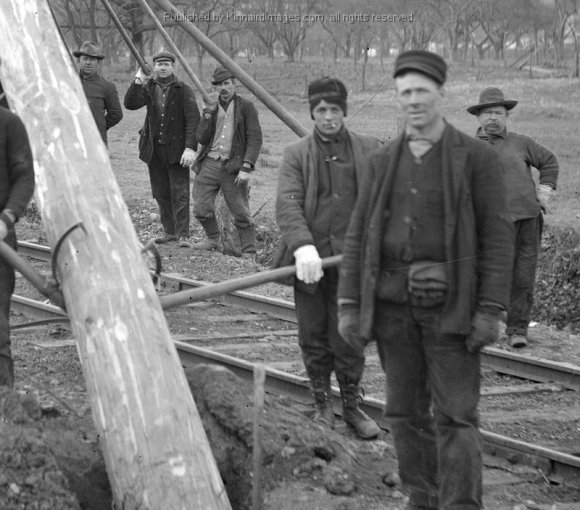 BK 76C Railroad Work Crew