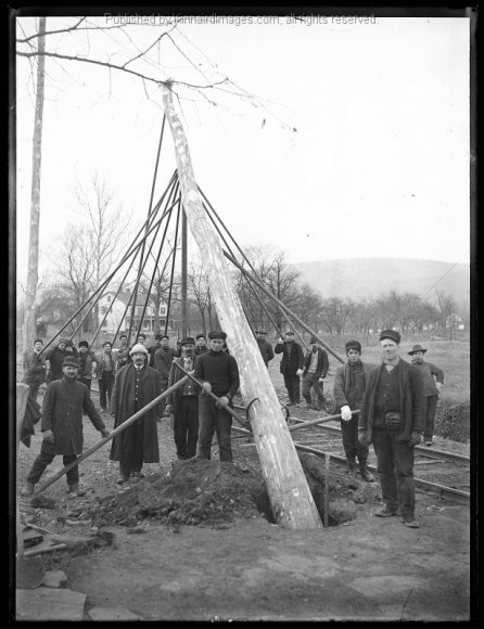 BK 77 Railroad Work Crew