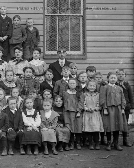 BK 7D School Children