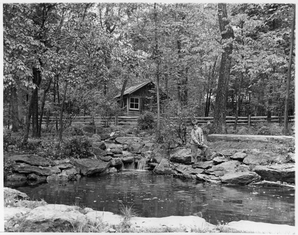 Shangri-La_10-01-1945_001A JAK