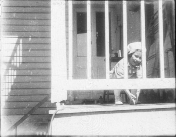 R1 017