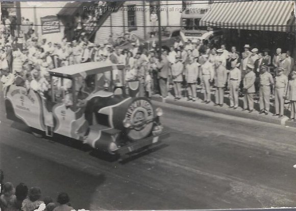 Frederick_Parade_1945_005A_AH