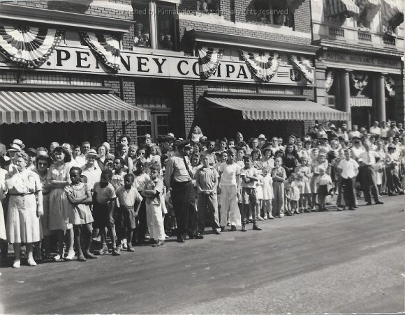 Frederick_Parade_1945_017_AH