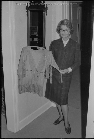 Lady_Dress_12-1972_RH_002