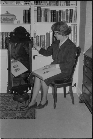 Lady_Mirror_12-1972_RH_003