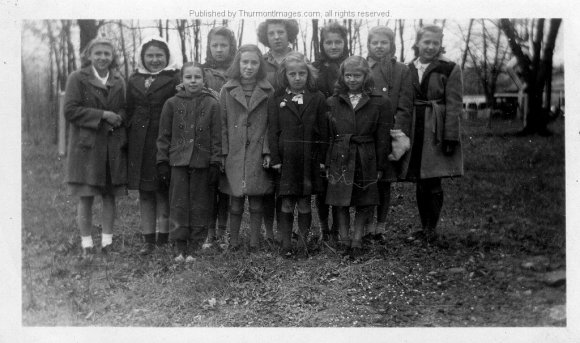Group of Girls 001 RuthP