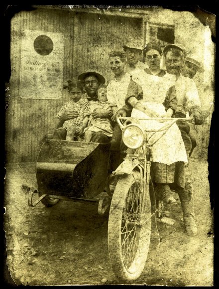 Group on Motorcycle 001A DR