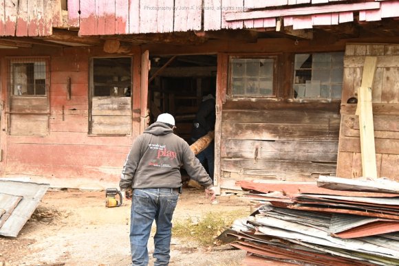 2021-12-21-Zentz Farm Demo_JAK_7148