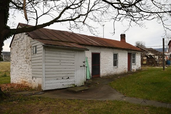 2021-12-21-Zentz Farm Demo_JAK_7211