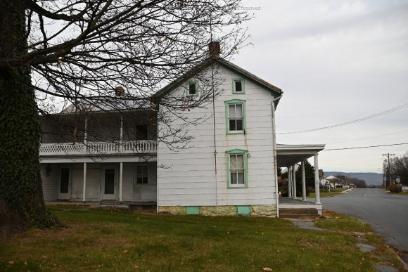 2021-12-21-Zentz Farm Demo_JAK_7220