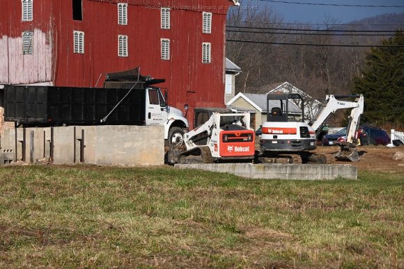 2021-12-22-Zentz Farm Demo_JAK_7356