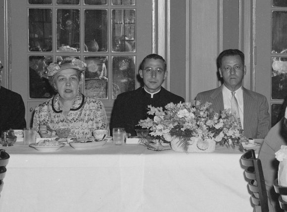 Father James Hobbs 1957-05-26 ELeeB 020B