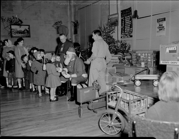 American Legion Christmas 1957 002A JAK