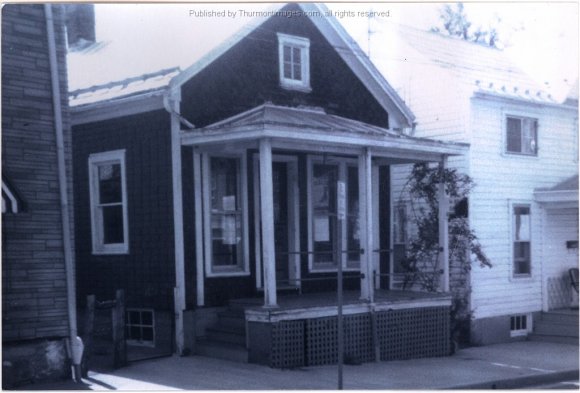 Eby Shoe Shop 10-1977