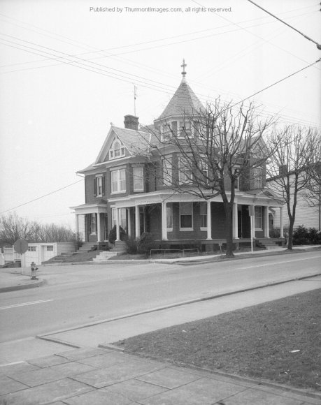 Hammaker House 002 JAK