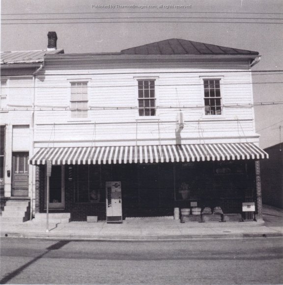 Hobbs Grocery 001