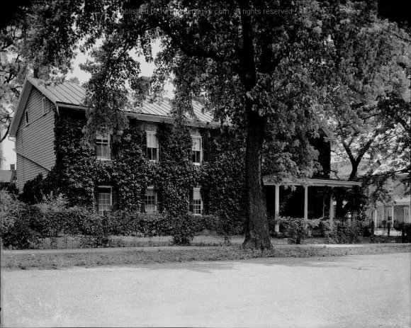 Zimmerman House 1950's 002 THS