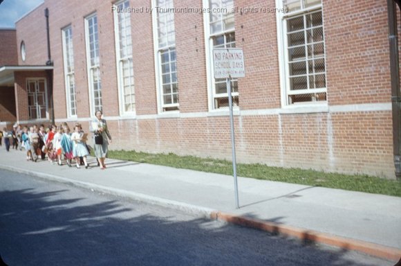 Moving_Day_05-15-1959_008