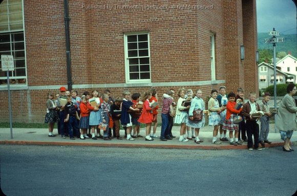 Moving_Day_05-15-1959_011