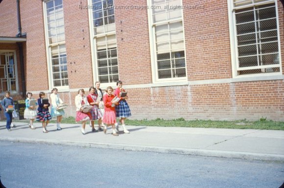 Moving_Day_05-15-1959_014