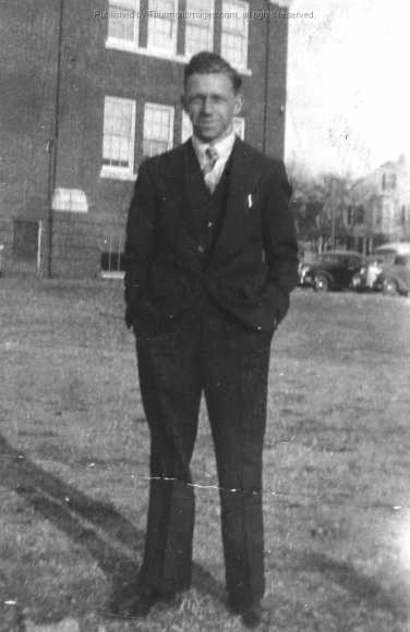 Thurmont High School 1937 Skipper 001B