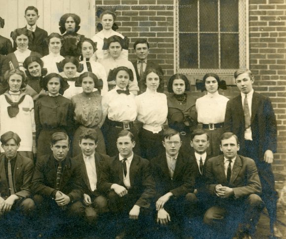 Thurmont School Class of 1912 002C BuzzM
